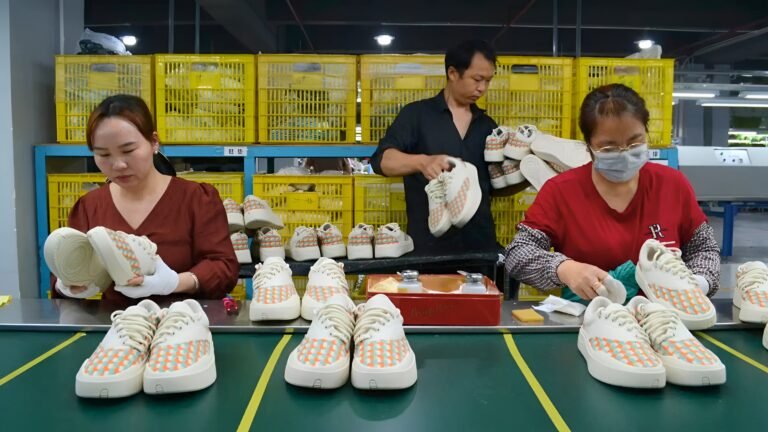 Chinese Footwear Exports Fall as Vietnam and Indonesia Exports Continue to Rise
